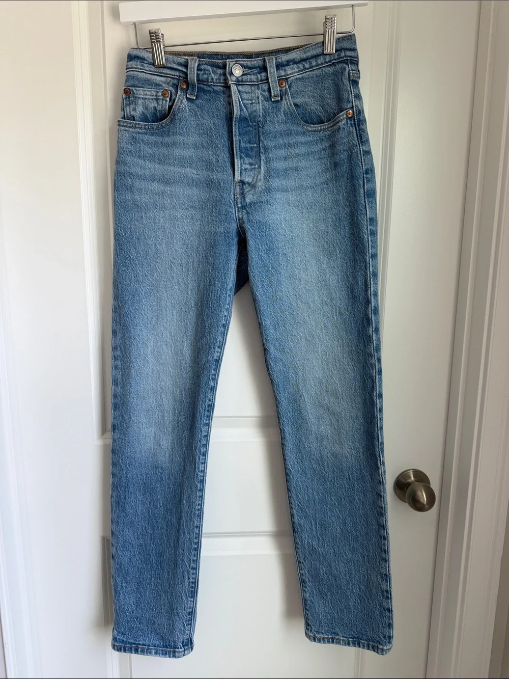 LEVI’S 501 High-Rise Straight Jeans